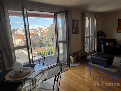 Appartement - 71 m² - 4 pièces