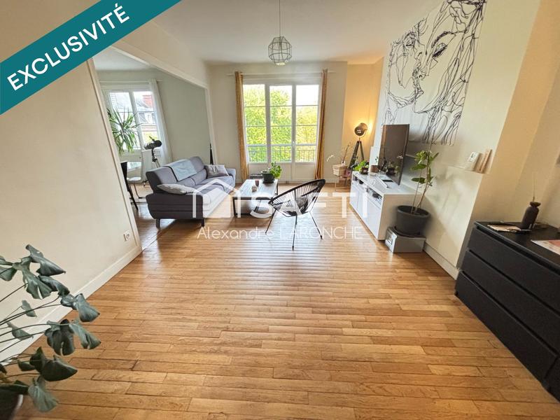 Appartement - 100 m² - 5 pièces