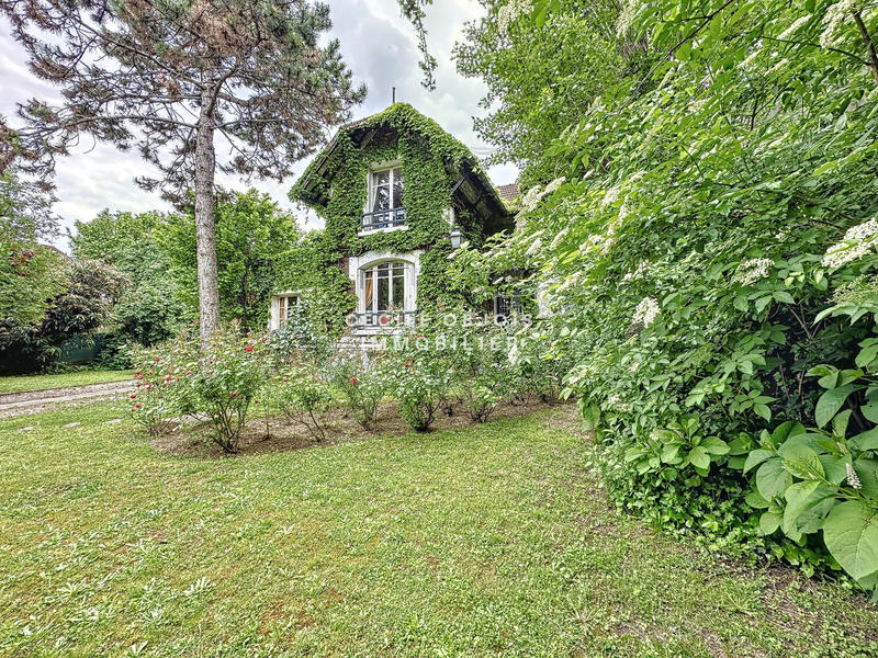 Maison - 141 m² - 6 pièces