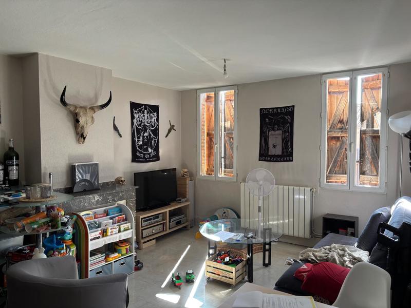 Appartement - 77 m² - 3 pièces