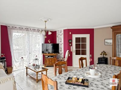 Maison - 127 m² - 6 pièces