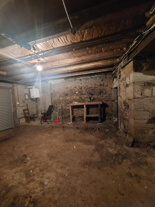 Maison de village - 116 m² - 7 pièces