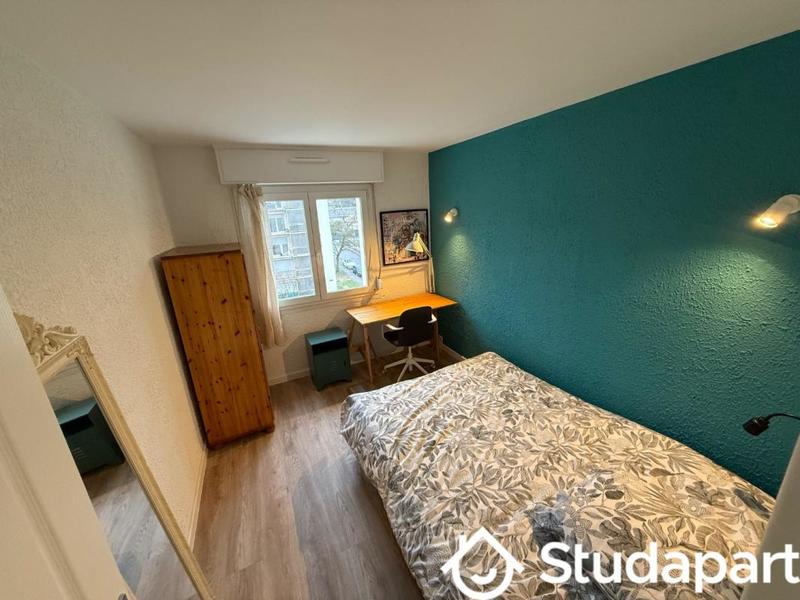 Chambre - 10 m² - 1 pièce