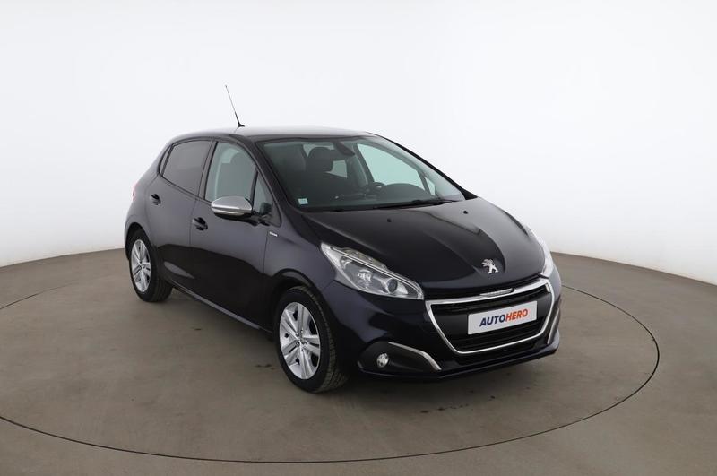 Peugeot 208 1.6 Blue-HDi Style 5p 75 ch