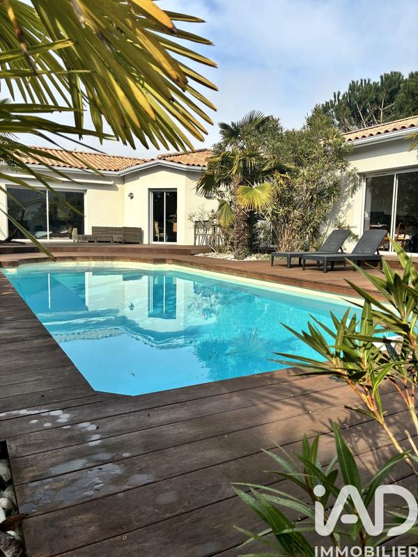 Maison - 170 m² - 6 pièces