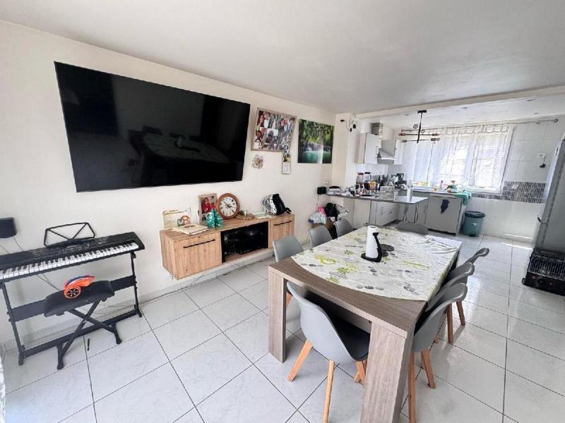 Maison - 70 m² - 5 pièces