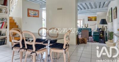 Maison - 376 m² - 9 pièces