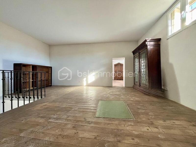 Maison de maîtres - 485 m² - 20 pièces