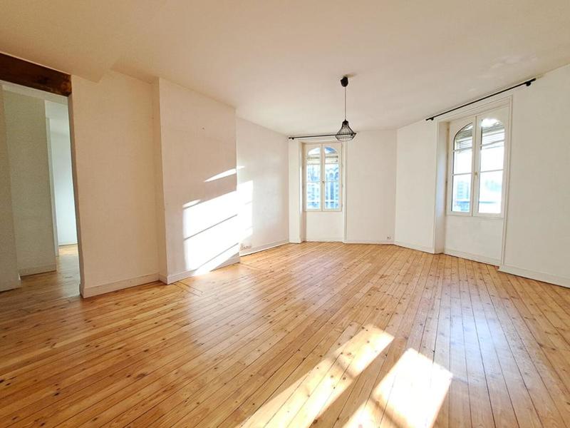 Appartement - 79 m² - 4 pièces