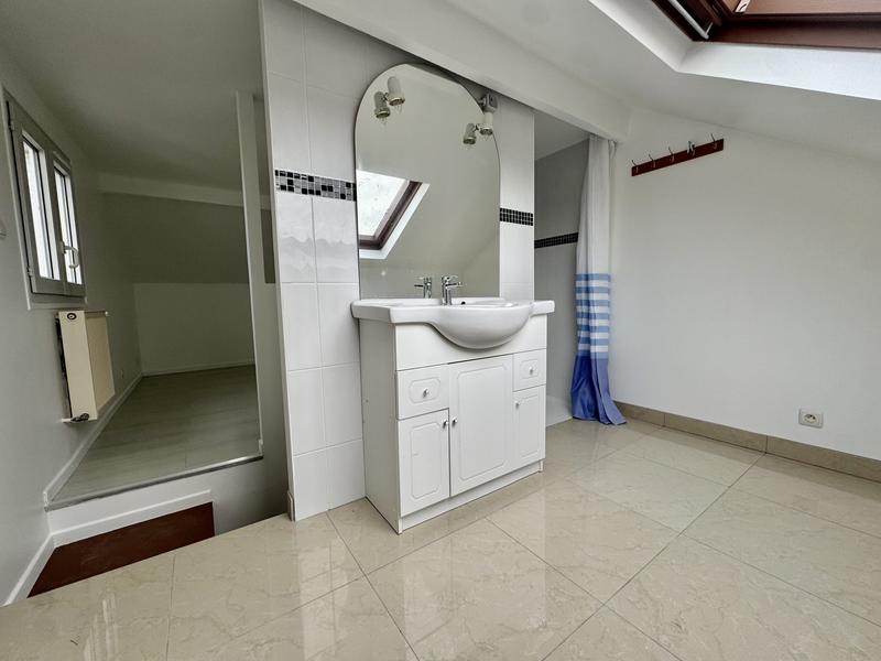 Maison - 82 m² - 5 pièces