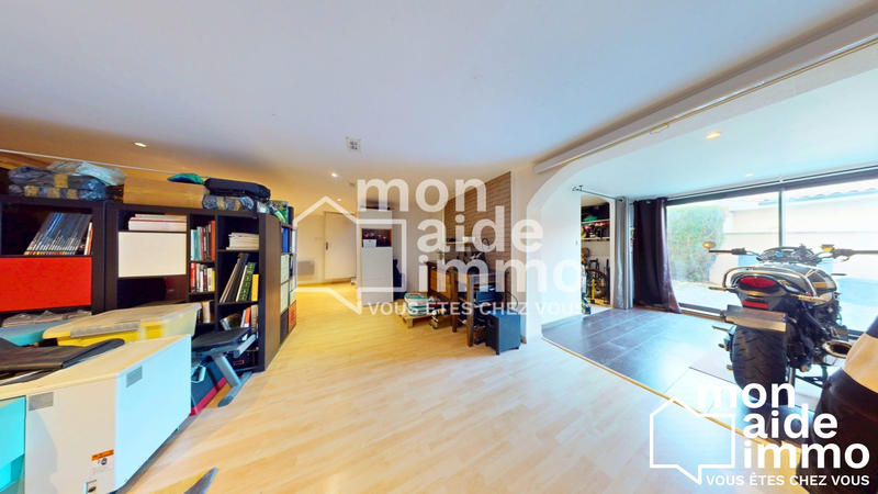 Maison - 183 m² - 6 pièces