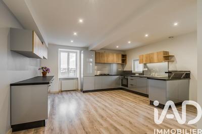 Maison de ville - 94 m² - 3 pièces