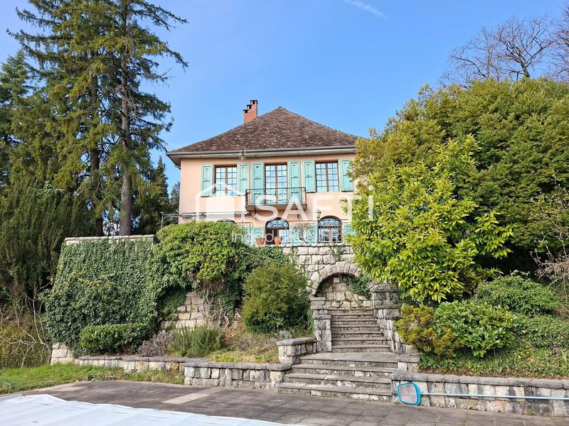 Maison de maîtres - 428 m² - 10 pièces