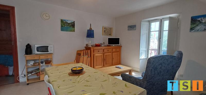 Appartement - 77 m² - 5 pièces