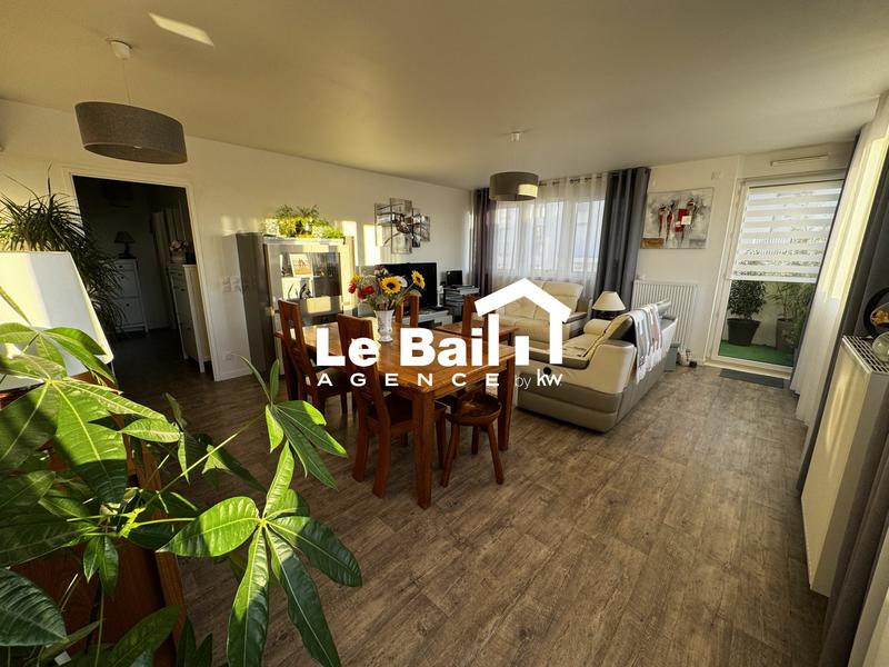 Appartement - 85 m² - 4 pièces