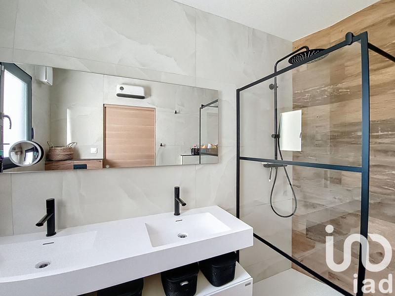 Maison - 166 m² - 6 pièces