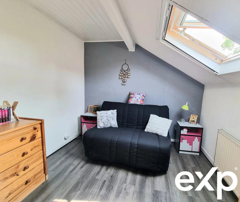 Maison - 194 m² - 8 pièces