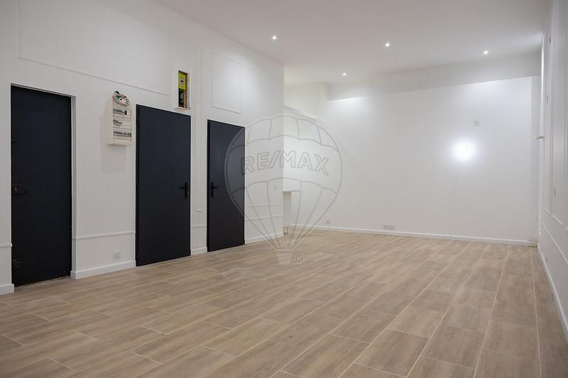 Local commercial - 42 m² - 3 pièces