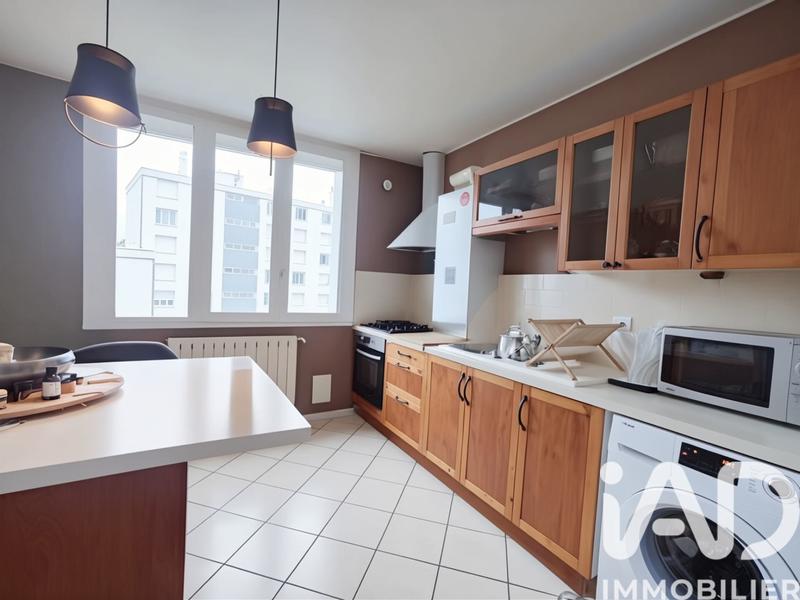 Appartement - 85 m² - 4 pièces