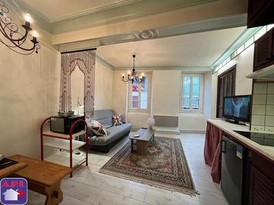 Studio - 24 m² - 1 pièce