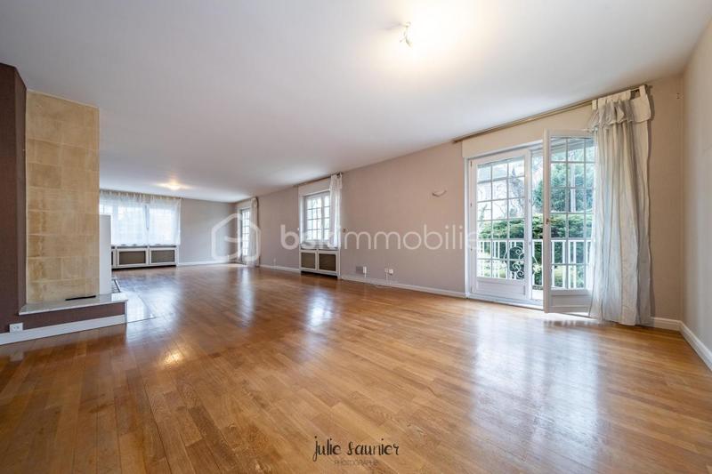 Appartement - 163 m² - 5 pièces