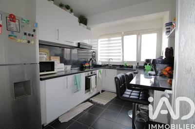 Appartement - 85 m² - 5 pièces