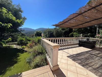 Maison - 135 m² - 4 pièces