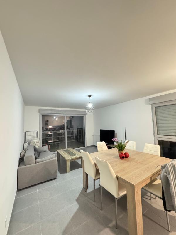 Appartement - 65 m² - 3 pièces