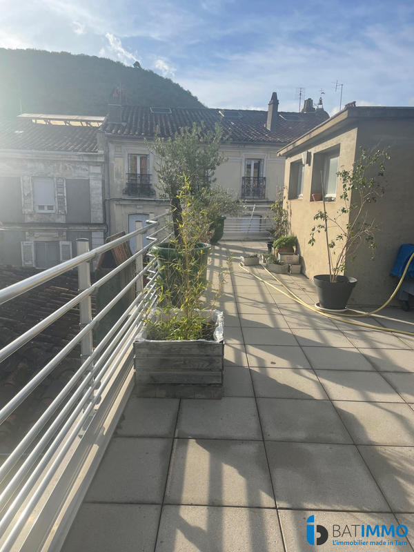 Duplex - 200 m² - 6 pièces