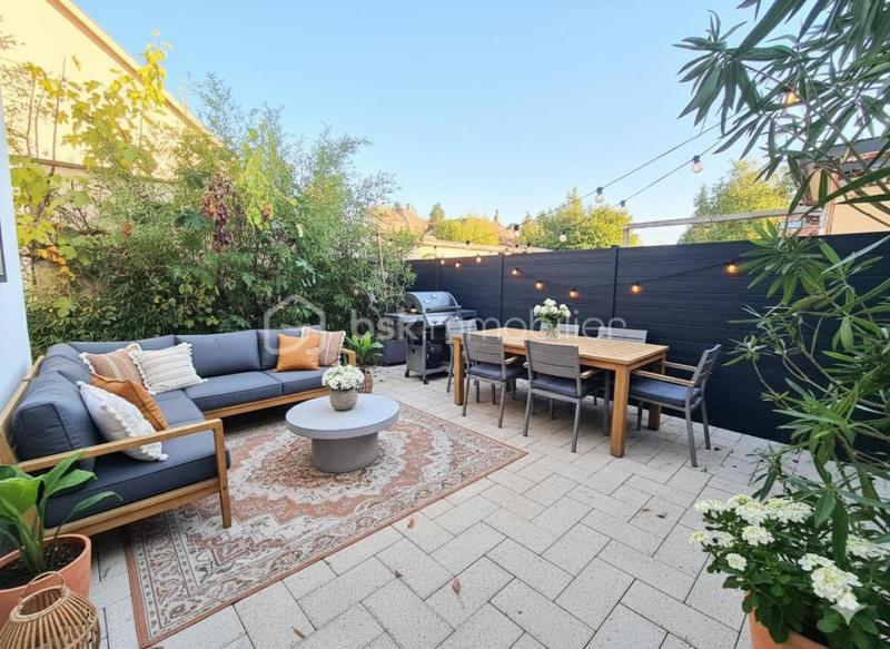 Maison de ville - 118 m² - 6 pièces