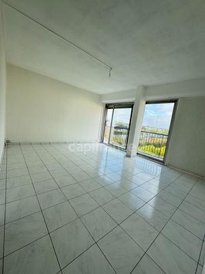 Appartement - 76 m² - 4 pièces