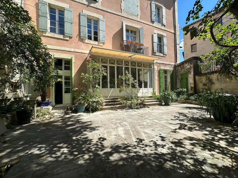 Appartement - 150 m² - 4 pièces