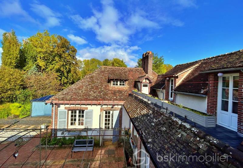 Propriété - 487 m² - 22 pièces