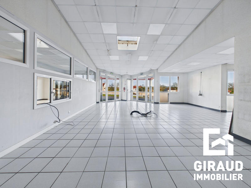 Local commercial - 770 m²