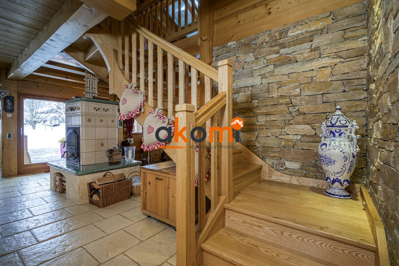 Châlet - 387 m² - 14 pièces