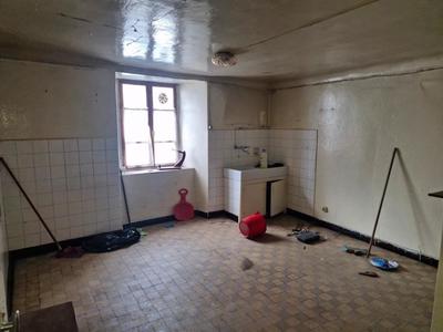 Maison - 258 m² - 3 pièces