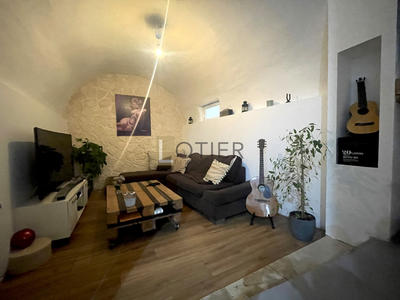 Maison de village - 80 m² - 4 pièces