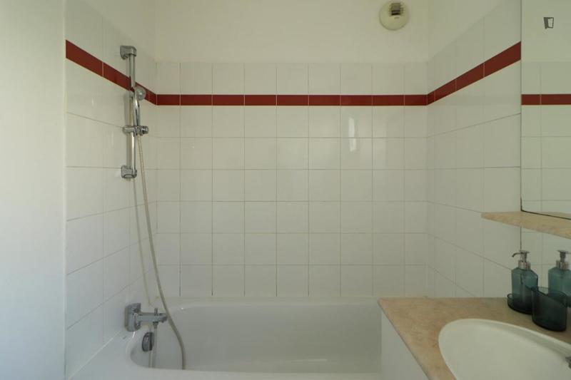 Chambre - 13 m² - 4 pièces