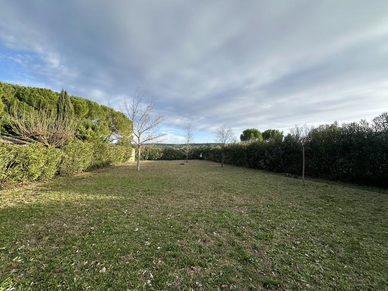 Terrain - 690 m²