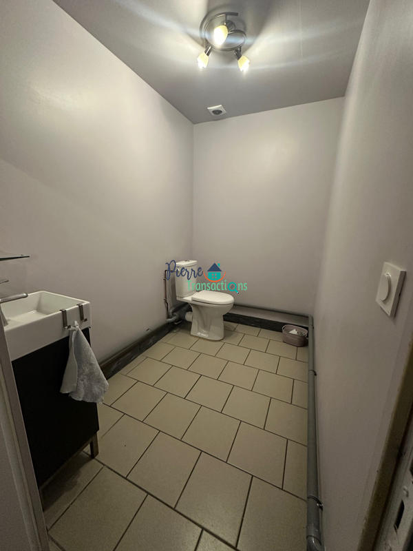 Local commercial - 170 m² - 2 pièces