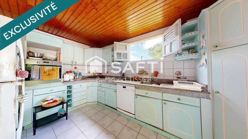 Maison - 180 m² - 7 pièces