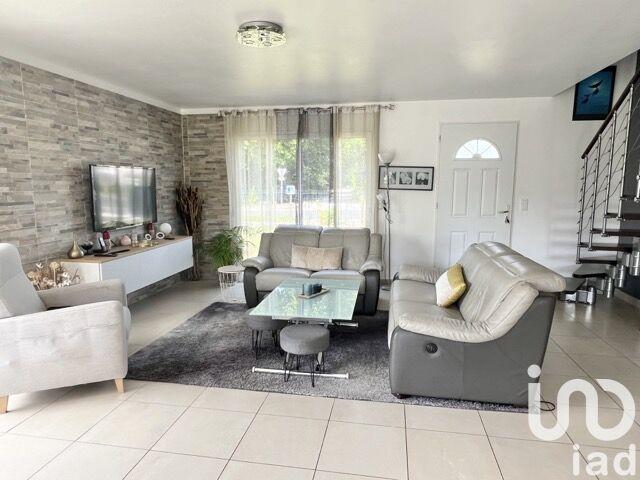 Maison - 131 m² - 6 pièces