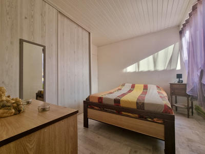 Maison - 144 m² - 8 pièces