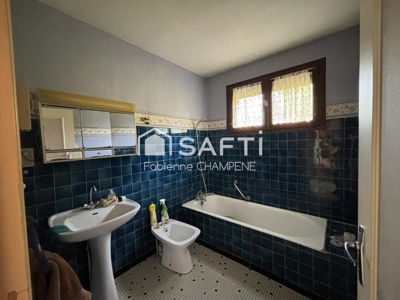 Maison - 136 m² - 6 pièces