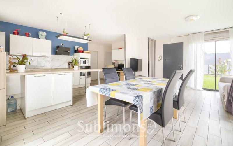 Maison - 89 m² - 5 pièces