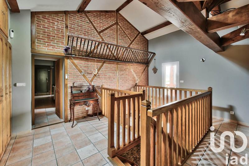 Maison - 262 m² - 10 pièces