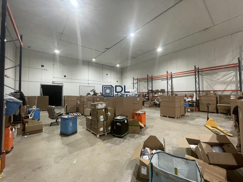 Entrepôt - 2 000 m²