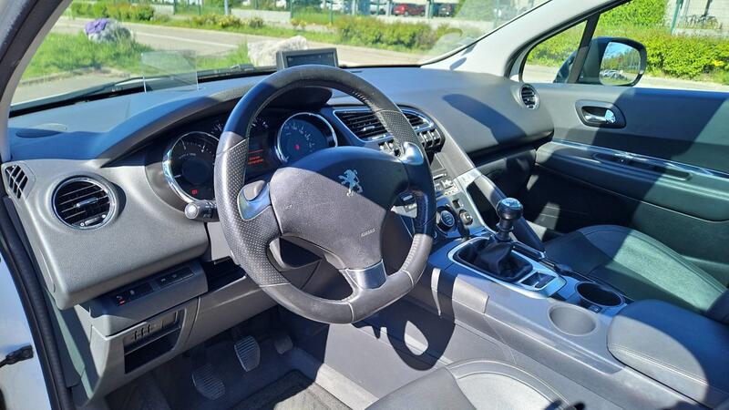 Peugeot 3008 I 1.6 BlueHDi 120 Allure