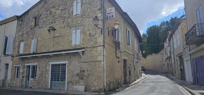 Maison en pierre - 259 m²