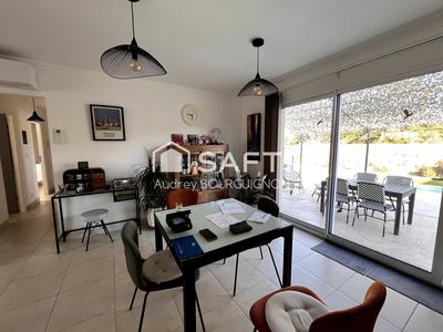 Maison - 85 m² - 4 pièces